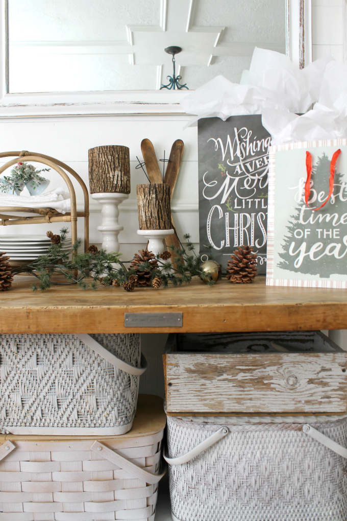 A Cheerful Kid Friendly Christmas Tablescape - The Wicker House