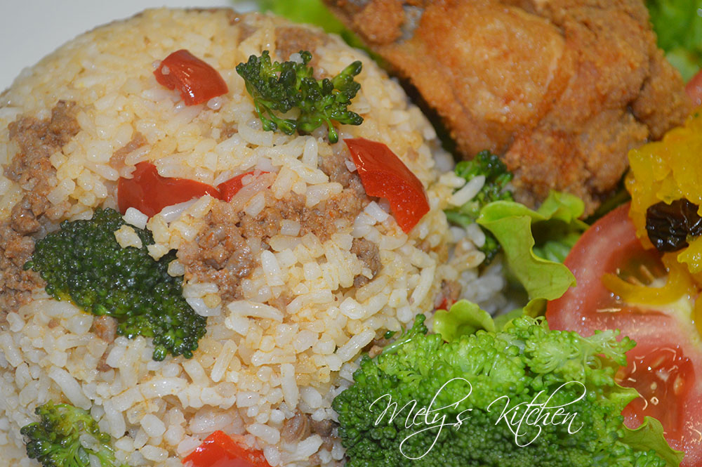 Mely's kitchen Fried Rice with Minced Beef and Broccoli
