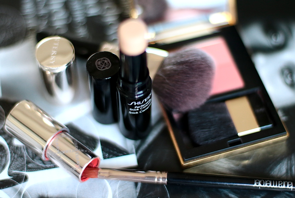comment retoucher maquillage en fin de journée en 5 minutes shiseido stick corrector tuto avis test