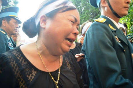 Dam le dua phi cong Tran Quang Khai ve voi dat me que huong - Anh 7