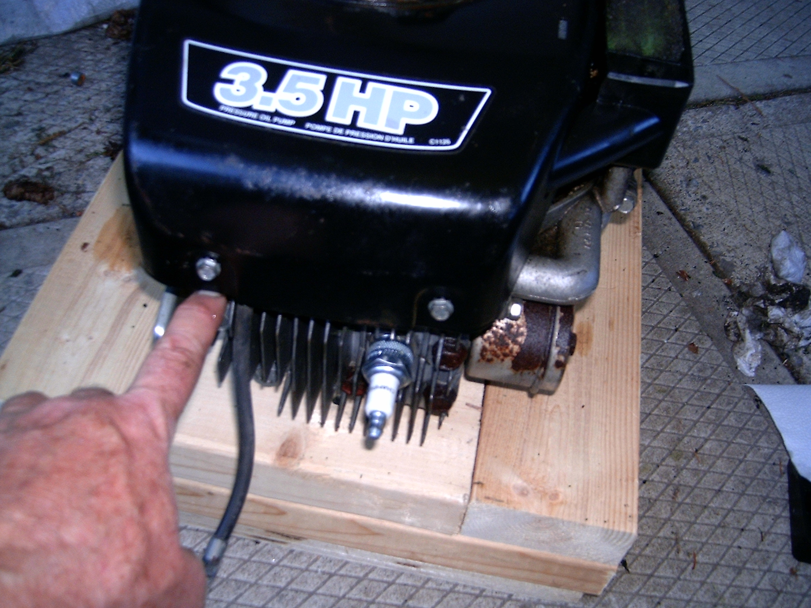 Tecumseh C1128 3.5hp Engine Model TVS90 43732P (C)