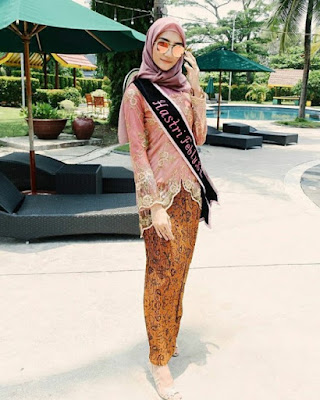gambar model kebaya wisuda modern terbaru gambar model kebaya wisuda modern terbaru