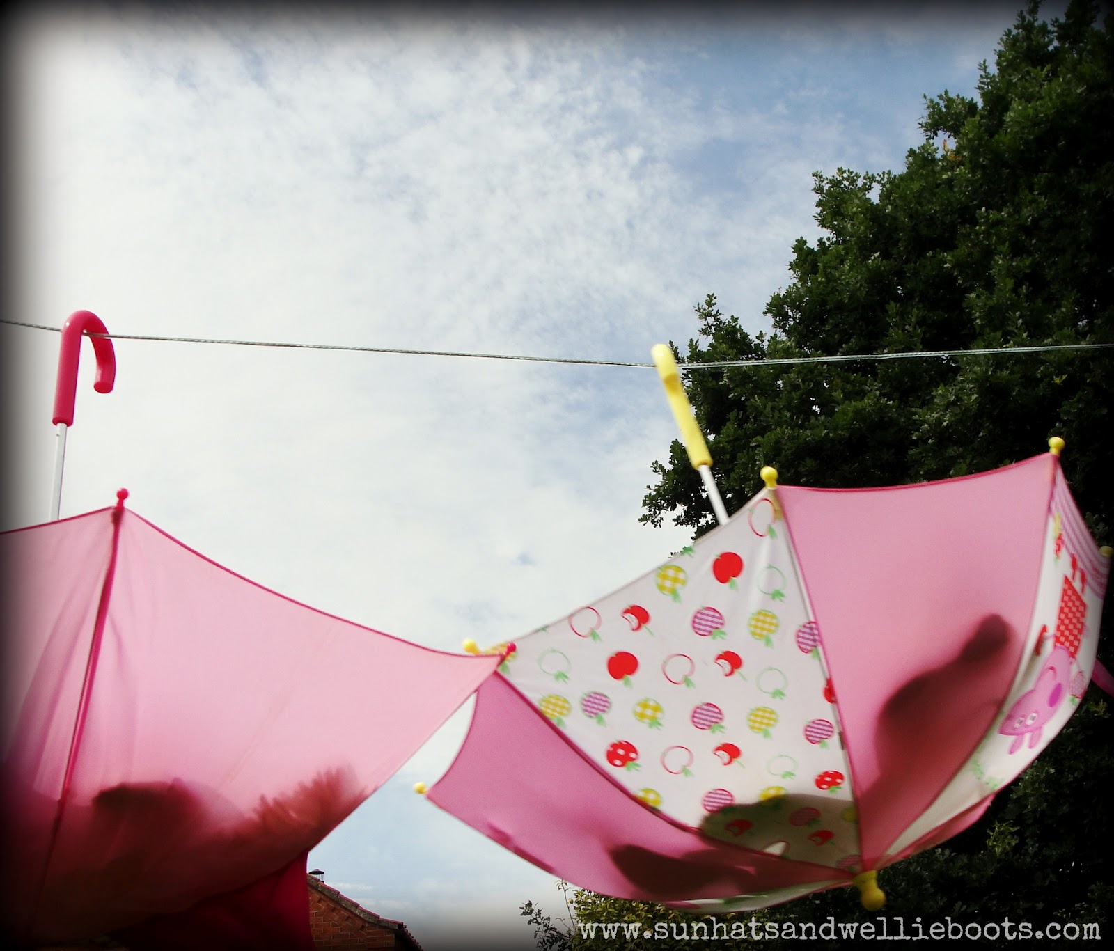 Sun Hats Wellie Boots DIY Zip Wire For Toys sun-hats-wellie-boots-diy-zip-wire-for-toys