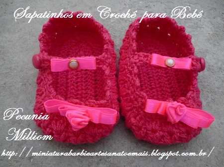 Sapatinhos e Tiara de Crochê Para Meninas Sapatinhos e Tiara de Crochê Para Meninas