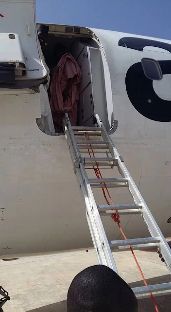 Why Passengers Used Ladder To Disembark From Our Plane – Areo Contractors PHOTOS