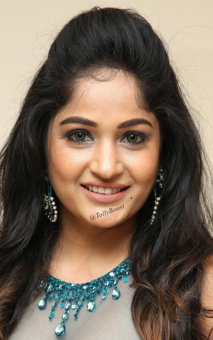 madhavi latha telugu tv actress madhavi latha telugu tv actress