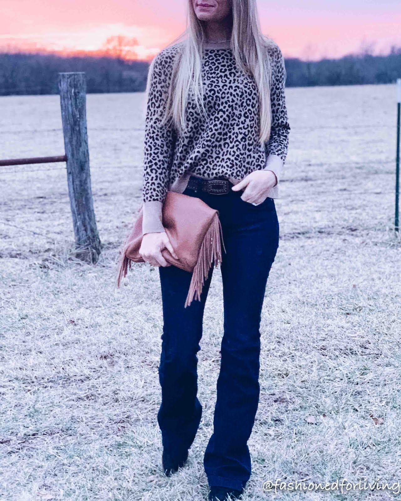 cowgirl boots outfit for date night