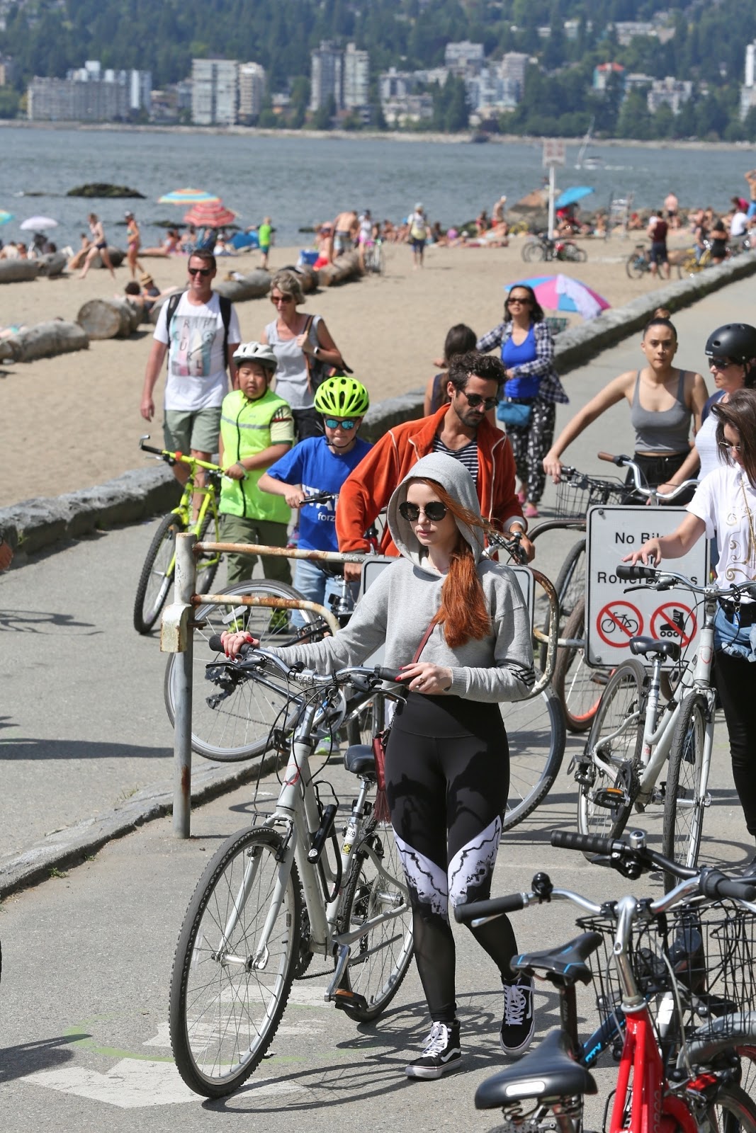 Madelaine Petsch & Adelaide Kane // Bike the Vancouver Seawall around