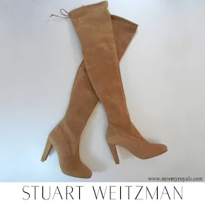 Meghan Markle wore Stuart Weitzman Camel Toffee Beige Highland Stretch Over the Knee Boots