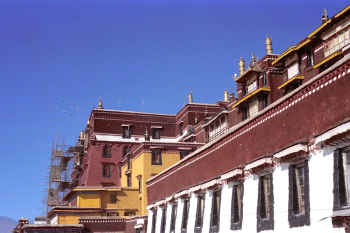 Tibet, Lhassa, Potala, © L. Gigout, 1990