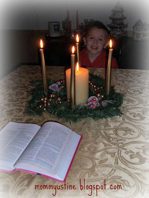 MommyJustine: The Kid-Friendly Advent Wreath
