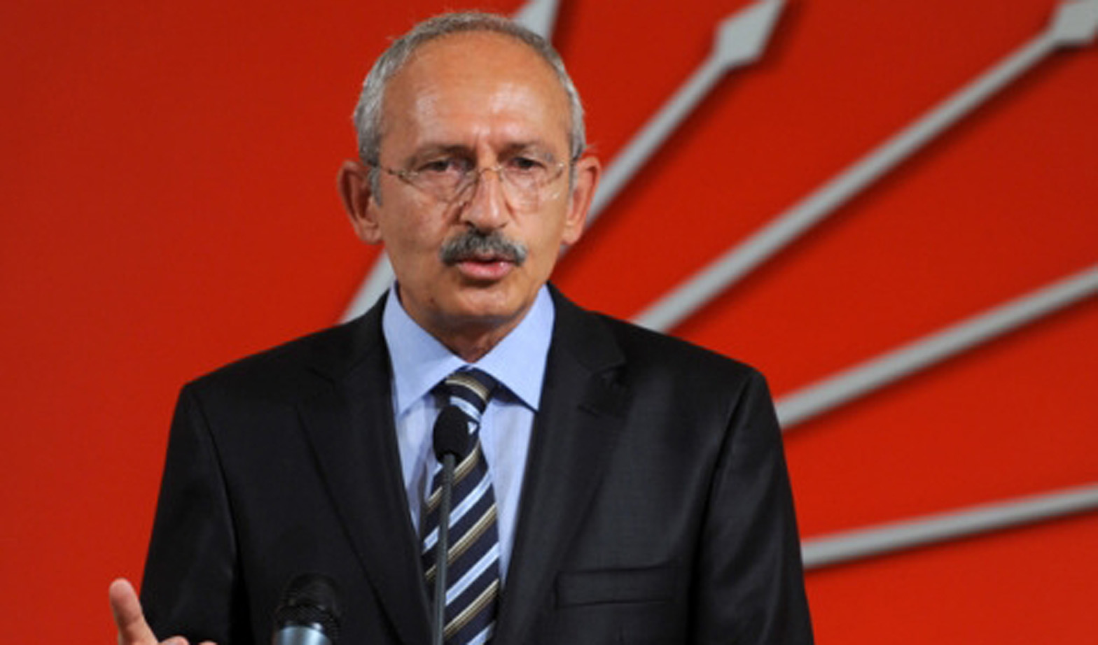 Orhan Kemal Kimdir Kaç Yaşında, Boyu, Vikipedi, Biyografisi Orhan Kemal Kimdir Kaç Yaşında, Boyu, Vikipedi, Biyografisi