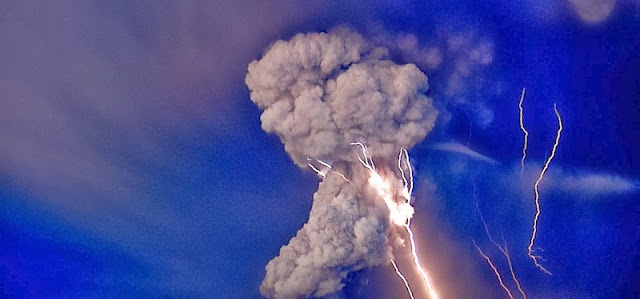 Volcanic Eruption in Grímsvötn Volcanic Eruption in Grímsvötn