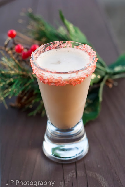 mini chocolate candy cane, christmas cocktail, Godiva chocolate liqueur, prppermint schnapps, candy cane sugar