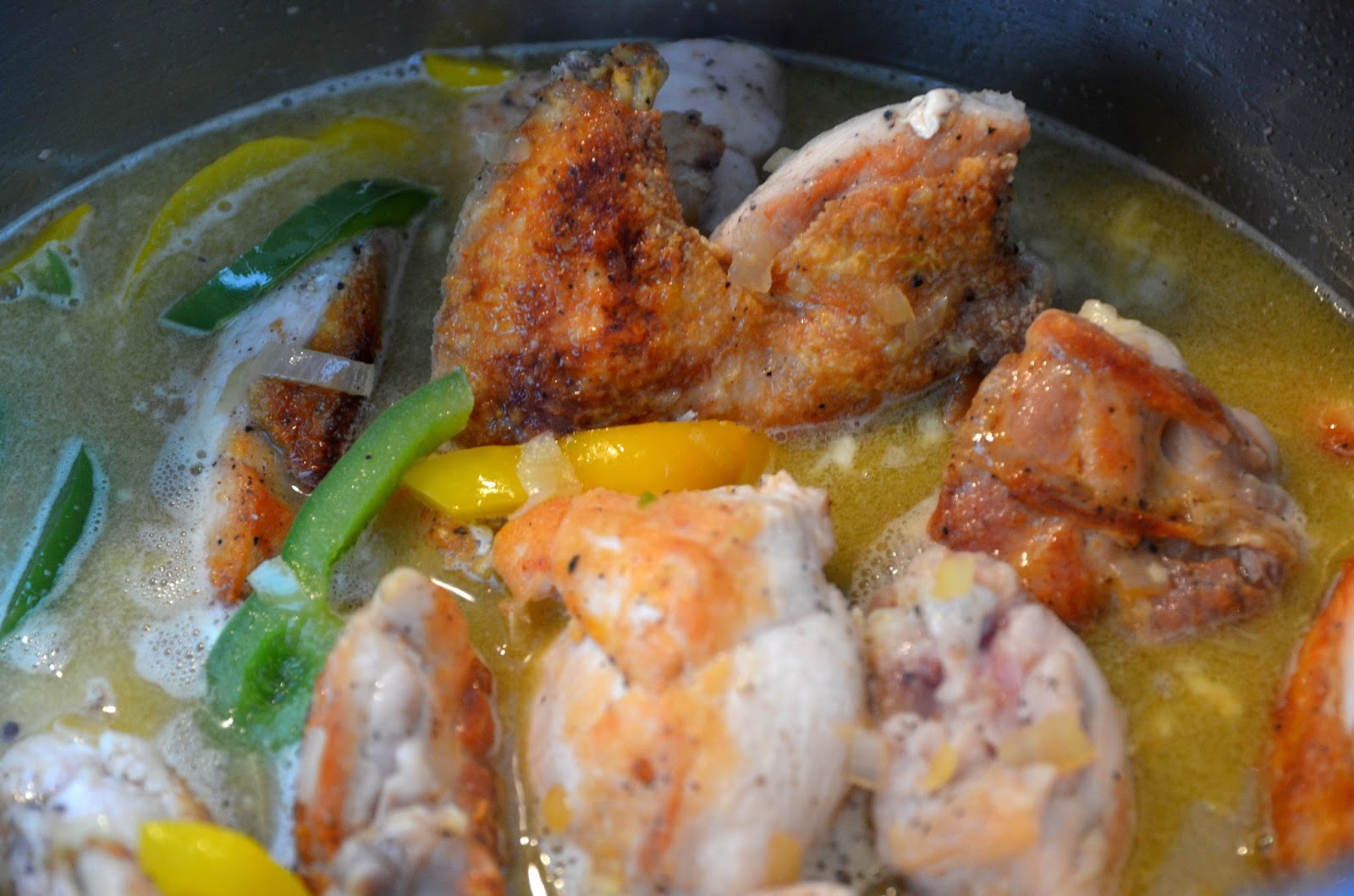 Küchenliebelei: Unterwegs nach N.Y.: Huhn baskischer Art