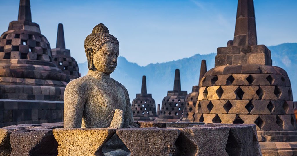 Sejarah Lengkap Candi Borobudur Jogjakarta - MEDIA PENDIDIKAN
