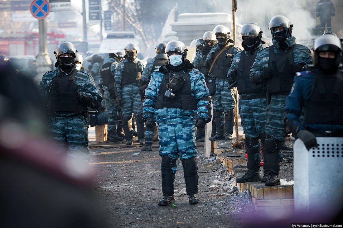 Дело майдана. Беркут спецназ Украины Майдан. Майдан на Украине в 2014 Беркут.