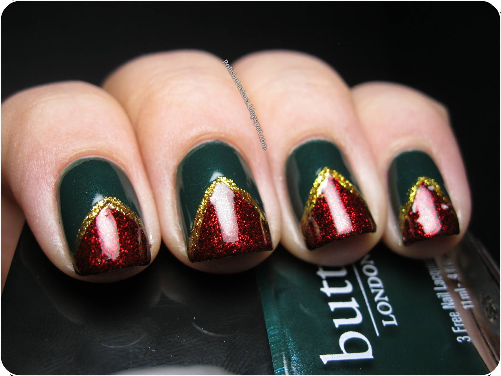 Red, Green, and Gold Polka Dot Nail Art - wide 3