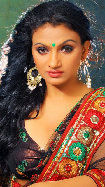 Malayalam Serial Actress Krishna Prabha Hot Cleavage And