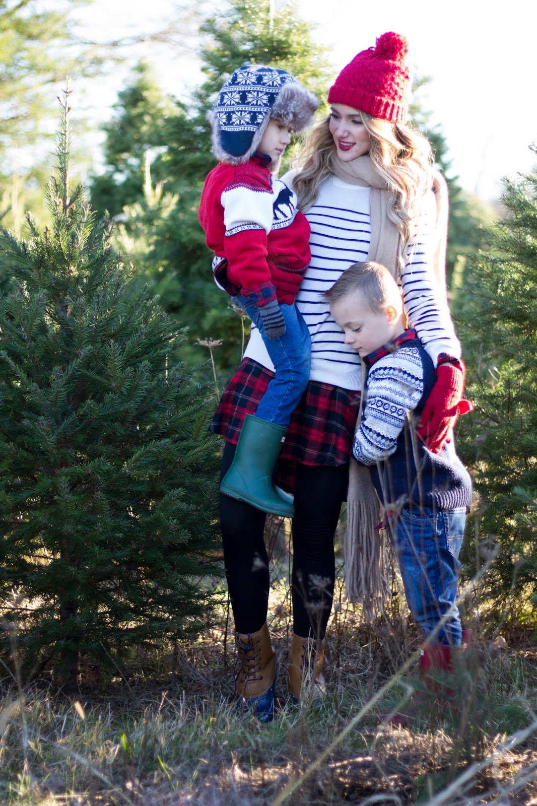 Christmas Tree Farm Outfits with Payless Shoes - Kiss Me Darling