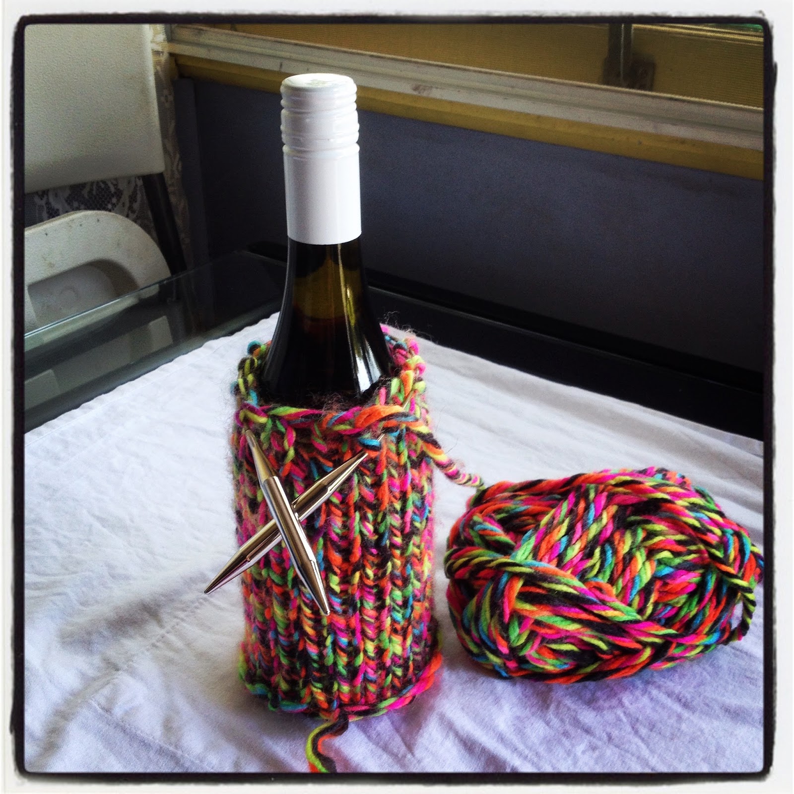 Blue Jacaranda by Linda Robertus Wine bottle cover knitting pattern