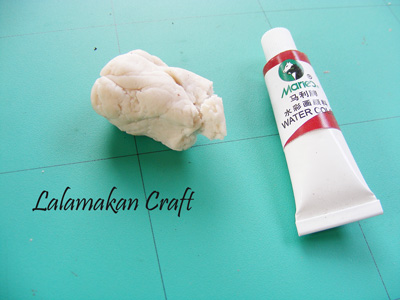 Creativity Tutorial: Memberi Warna pada Clay dengan Cat Air