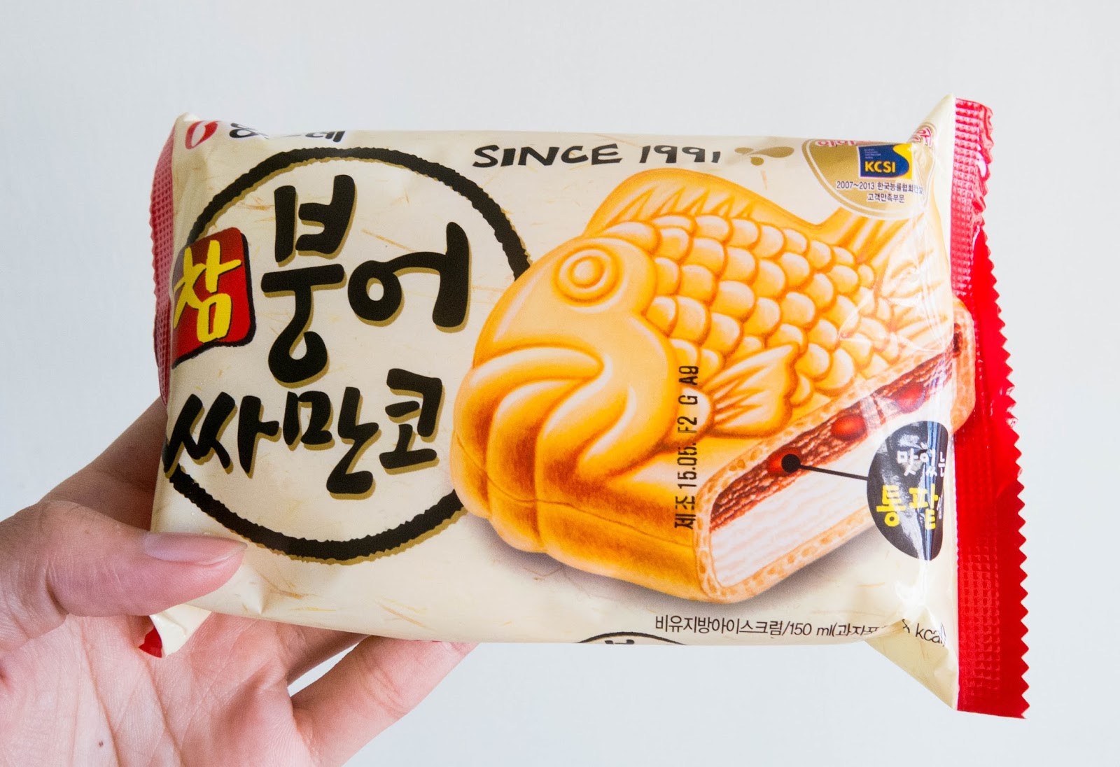Binggrae Korean Fish Ice Cream Review