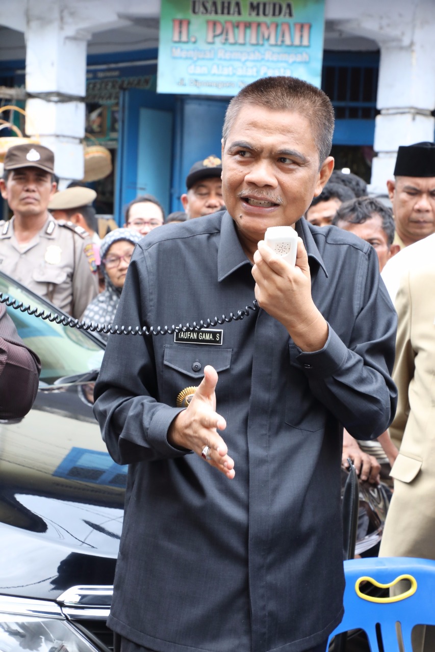 Bupati Asahan Taufan Gama Simatupang Bupati Asahan Taufan Gama Simatupang