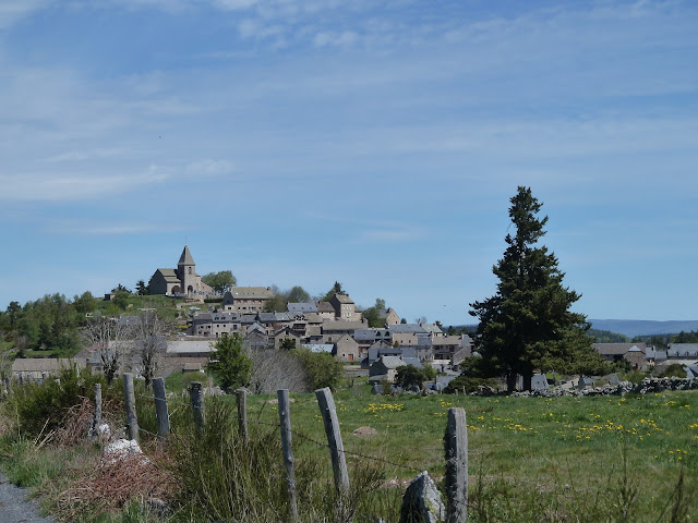 [CR] VTT BUL : Itinérance dans l'Aubrac du 15 au 17 mai 2017 P1100416