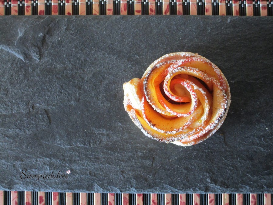 Rosas de manzana y hojaldre (Siempredulces) 
