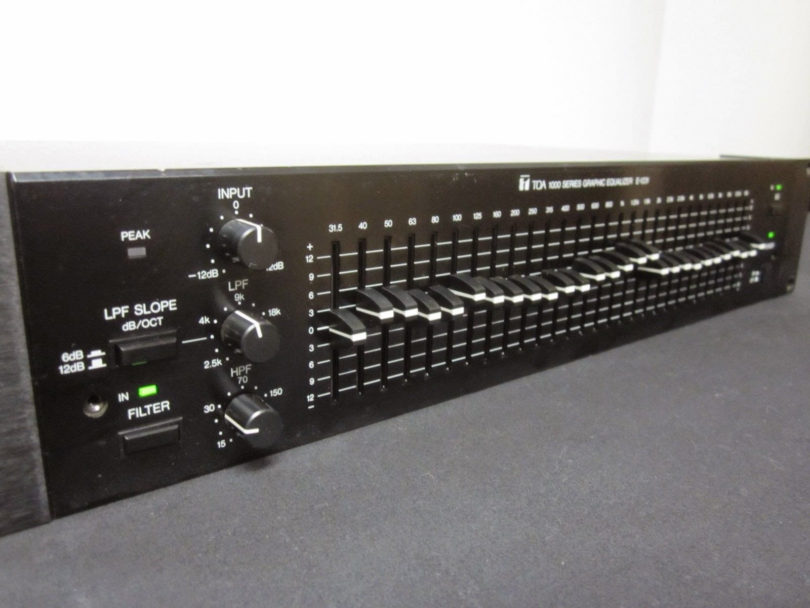 Golden Tubes TOA E1231 Series 1000, 31 band Graphic EQ