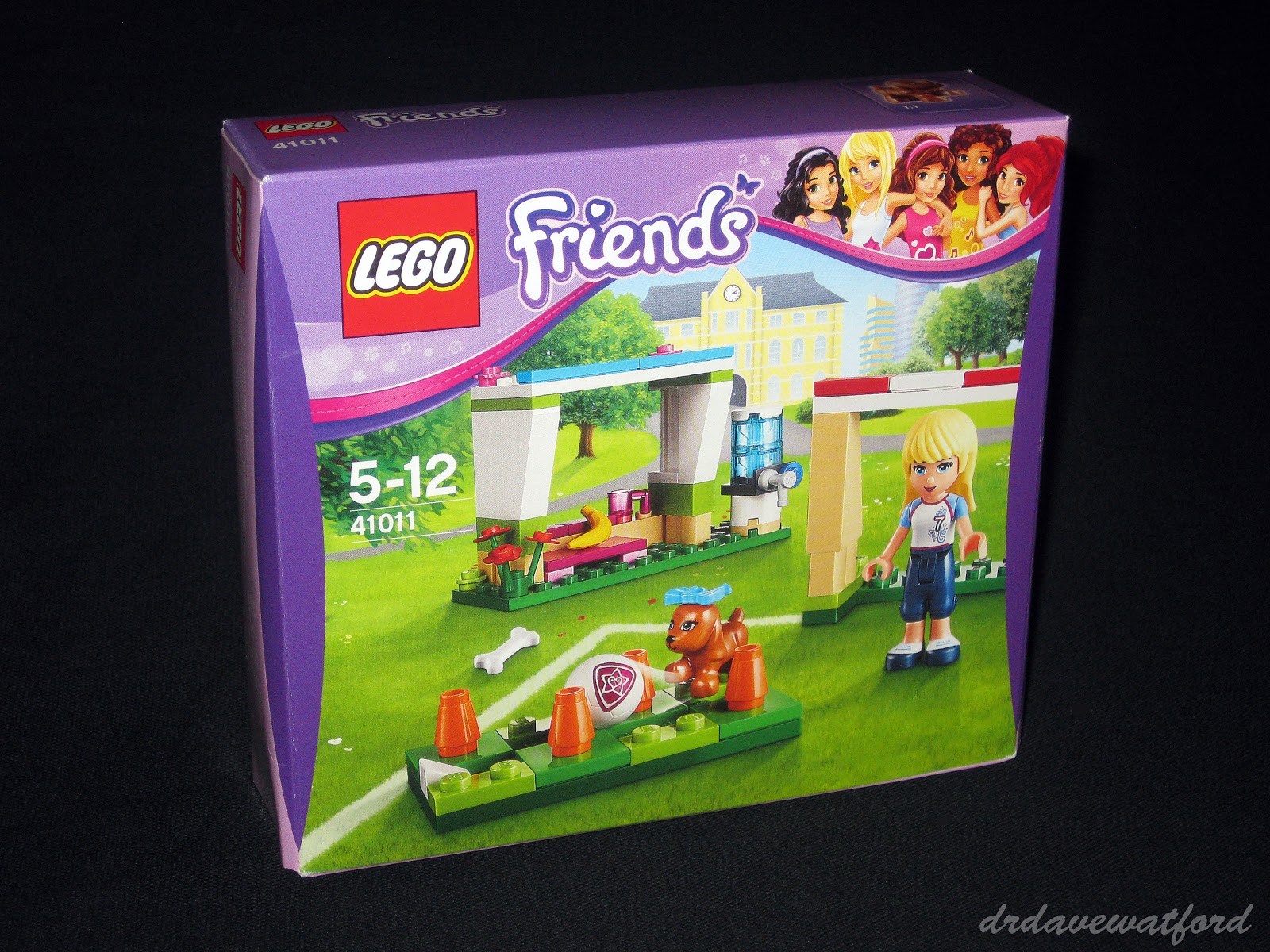 LEGO Friends Stephanie's Football Practice Playset - 41011.