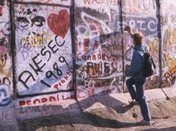 Download 30 Graffiti Background Full Hd đẹp Nhất 2020