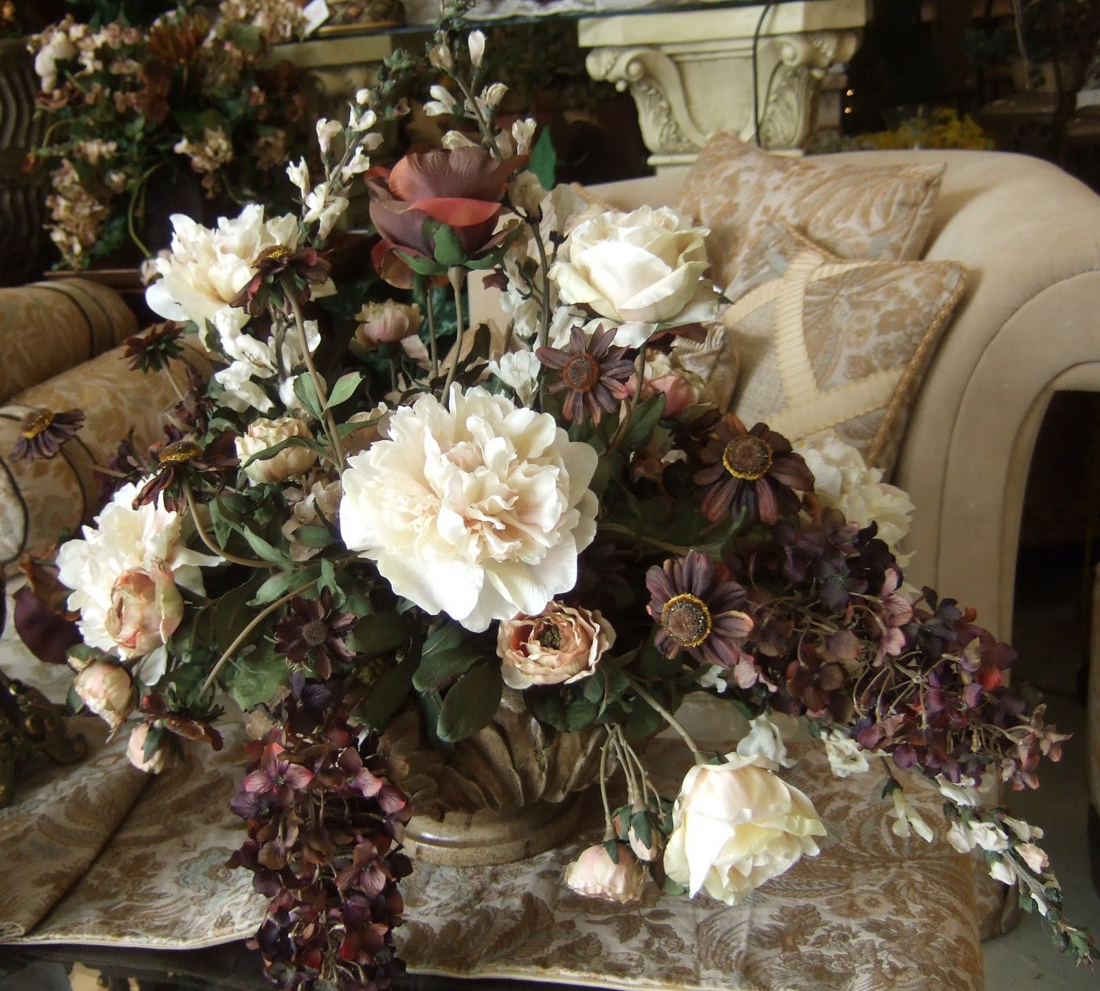 AnaSilkFlowers Images!!! Silk flowers Traditional Centerpiece and