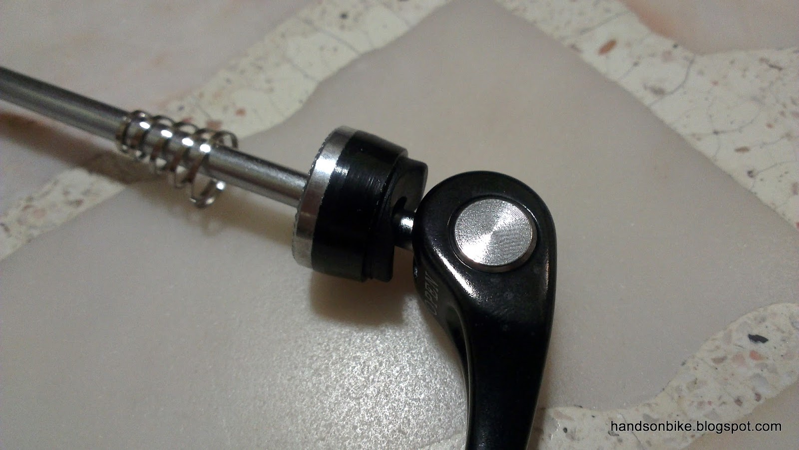 Hands On Bike Difference between Good and Bad QR Skewers