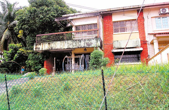 Kisah Seram !!!.. Rumah Sewa RM50 Sebulan Di Shah Alam !. | JomKapel