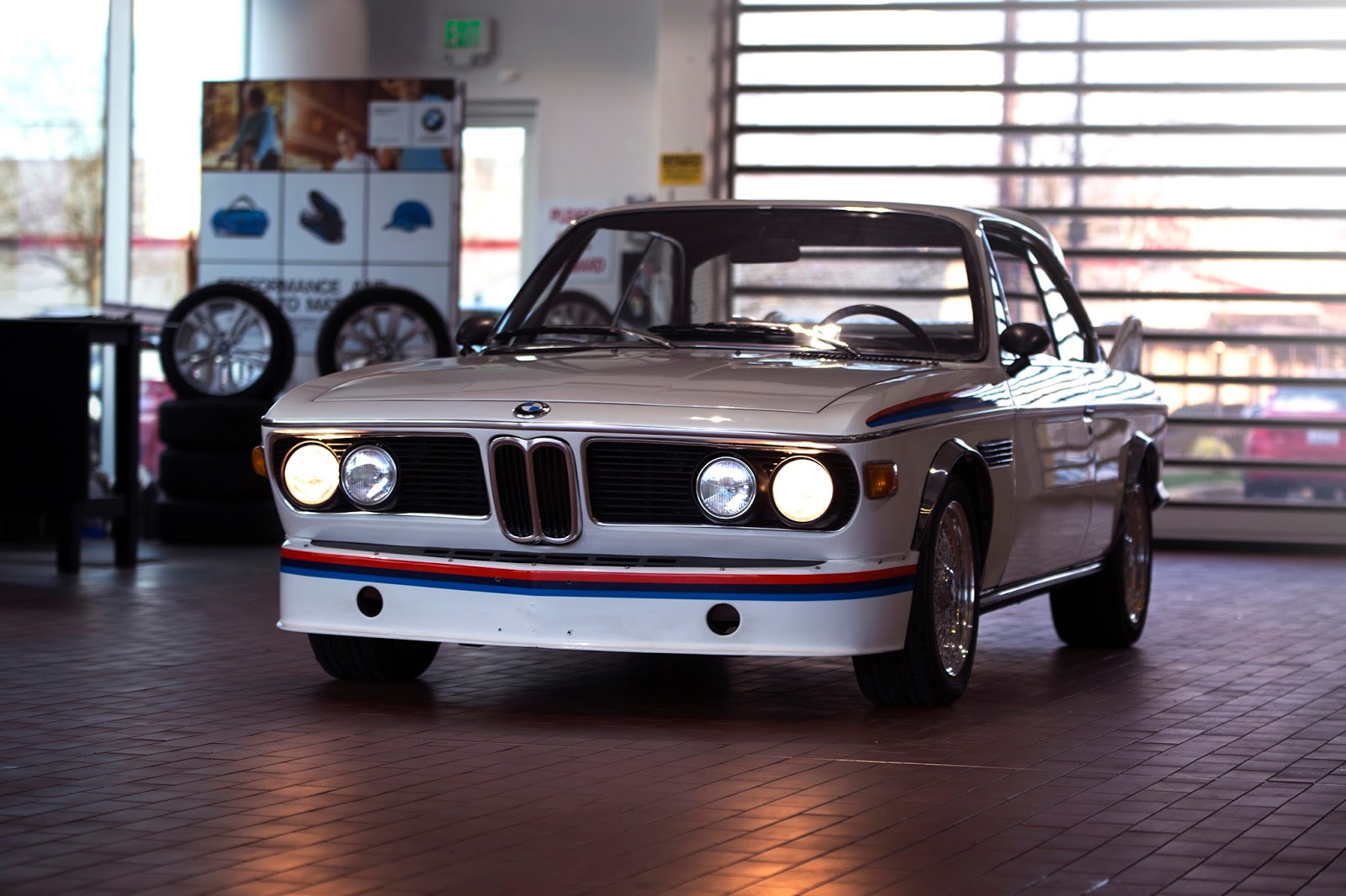 The Ultimate Driving Machine: 2005 BMW M5