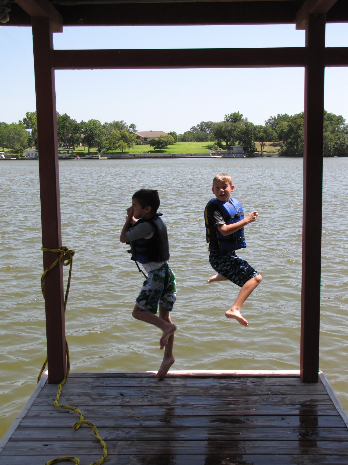 Catching Up With The Cotherns Dock Jumping!