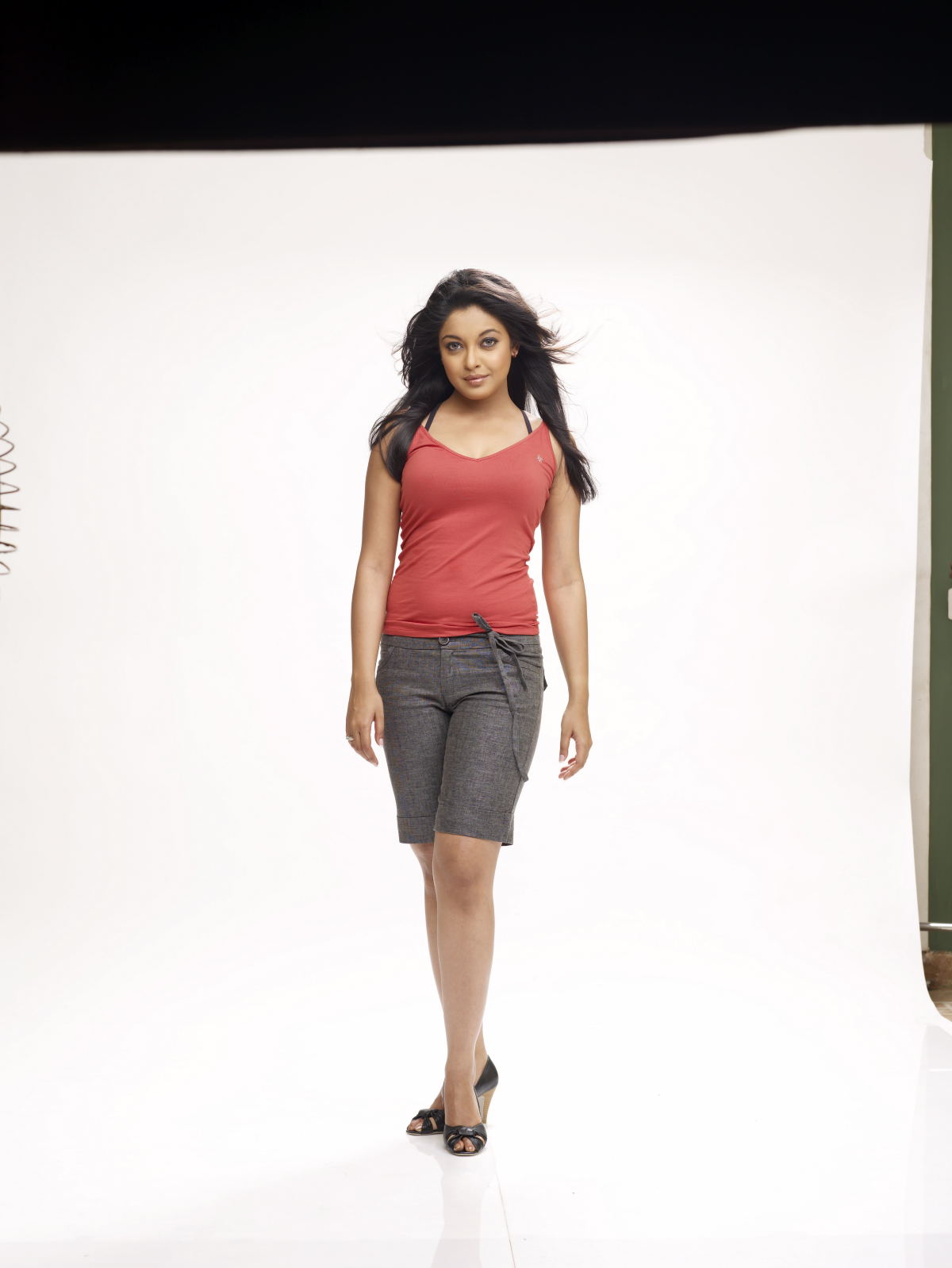 spicy heroines: tanusri dutta spicy pics