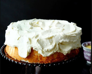 Angel Food Cake With Vanilla Pudding And Crushed Pineapple Angel Food Cake With Vanilla Pudding And Crushed Pineapple