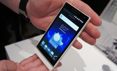 Sony Xperia SL Reviews