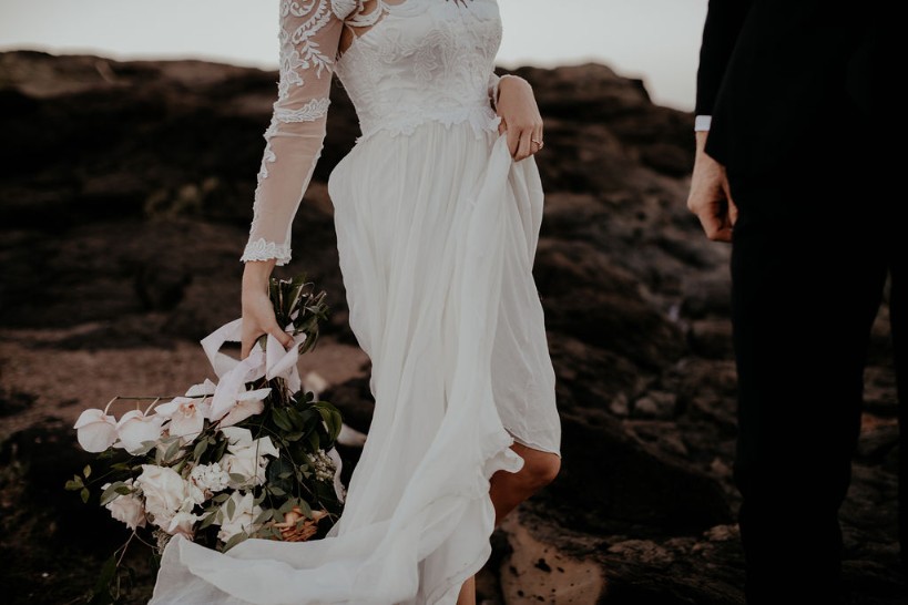 WEDDING VENUE WATERFRONT TWEED HEADS FLORALS WEDDING GOWN AUSTRALIAN DESIGNER IVY ROAD PHOTOGRAPHY