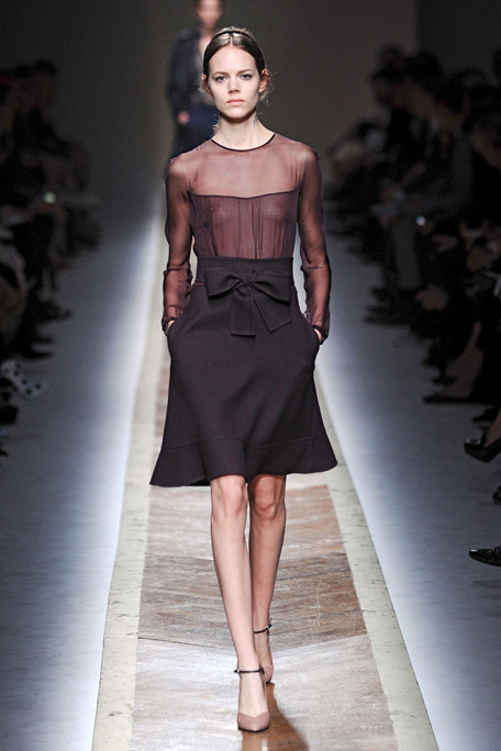 Коллекция одежды. Дизайнерская одежда. Коллекции одежды современных дизайнеров. Изменяемые коллекции. Дизайнер одежды.