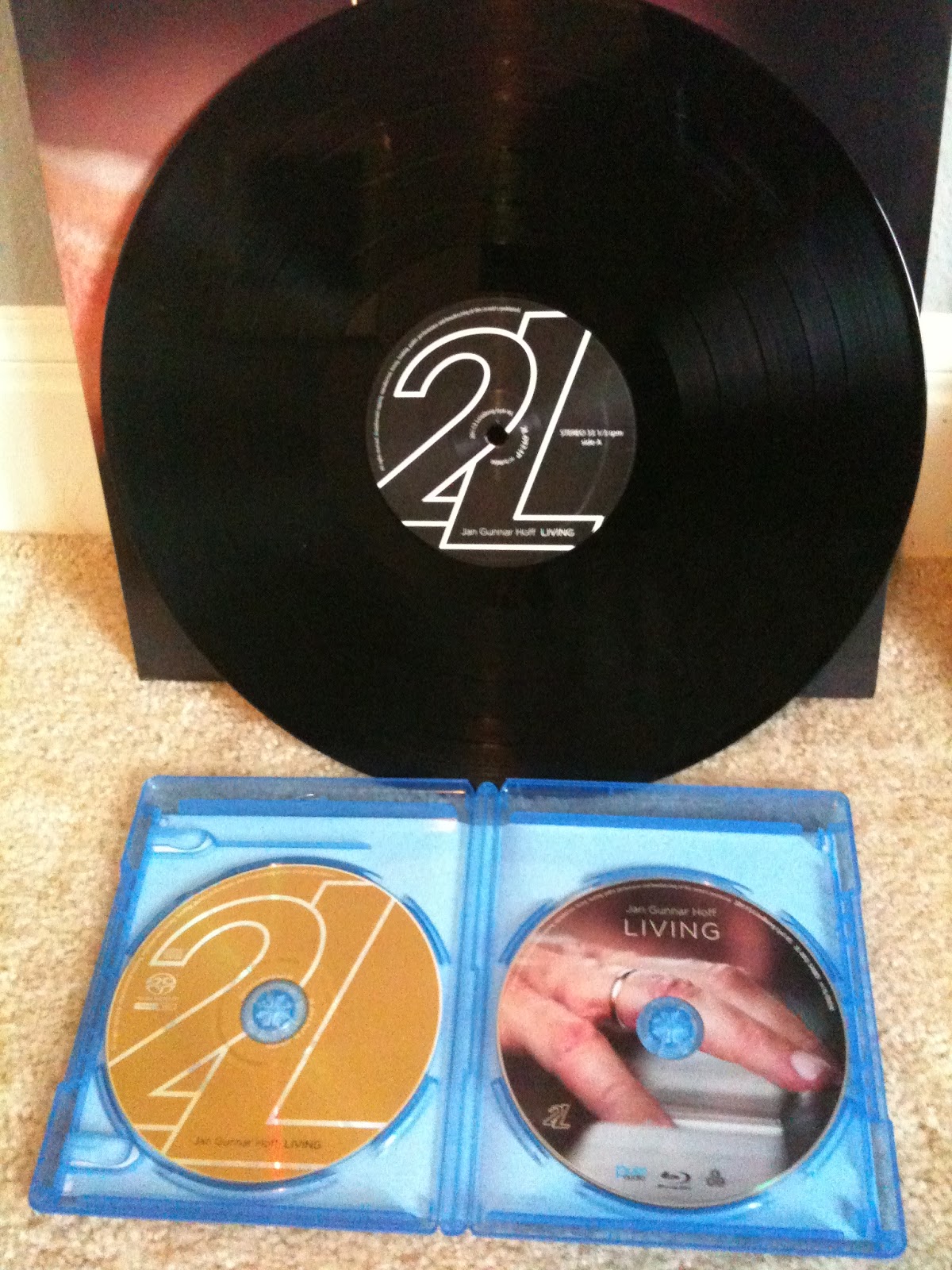 The Vinyl Anachronist: At Last...More Vinyl from 2L Recordings!