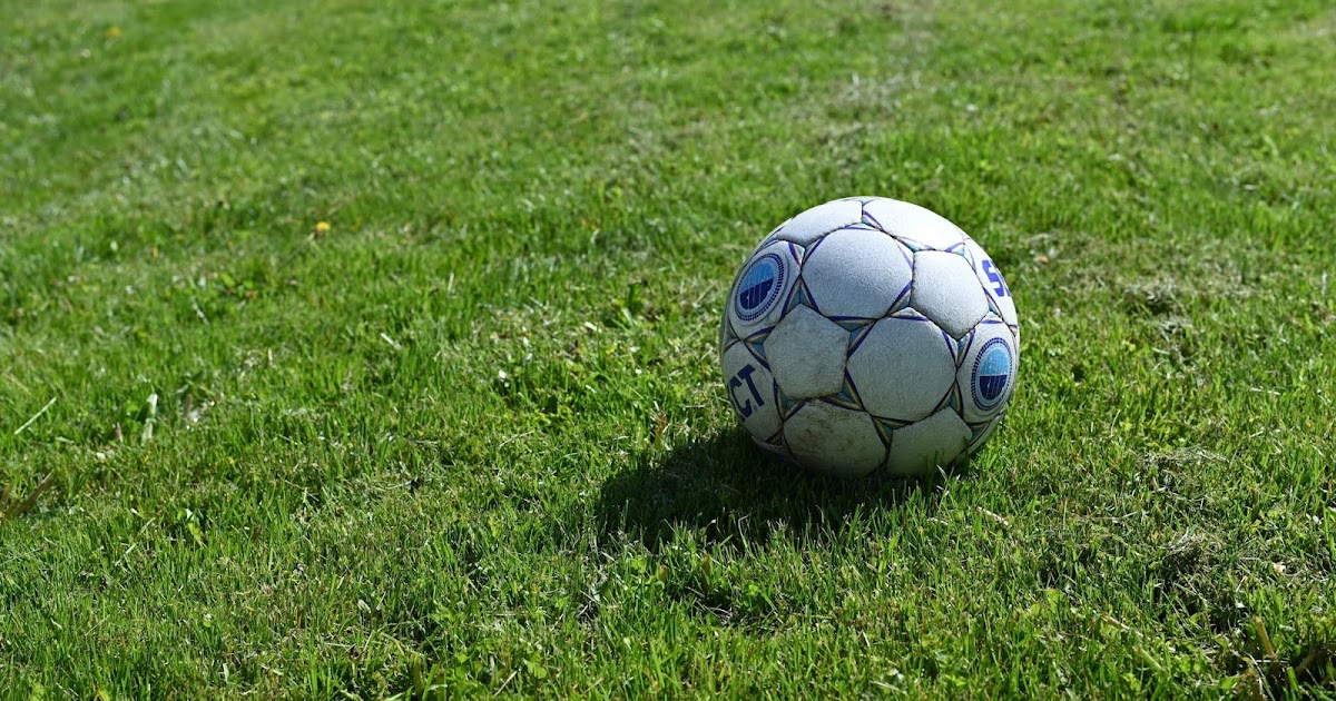 "A different ball of wax" nghĩa là gì?