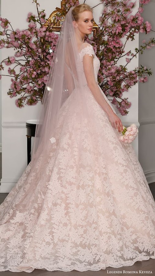 Novias 2017 Romona Keveza