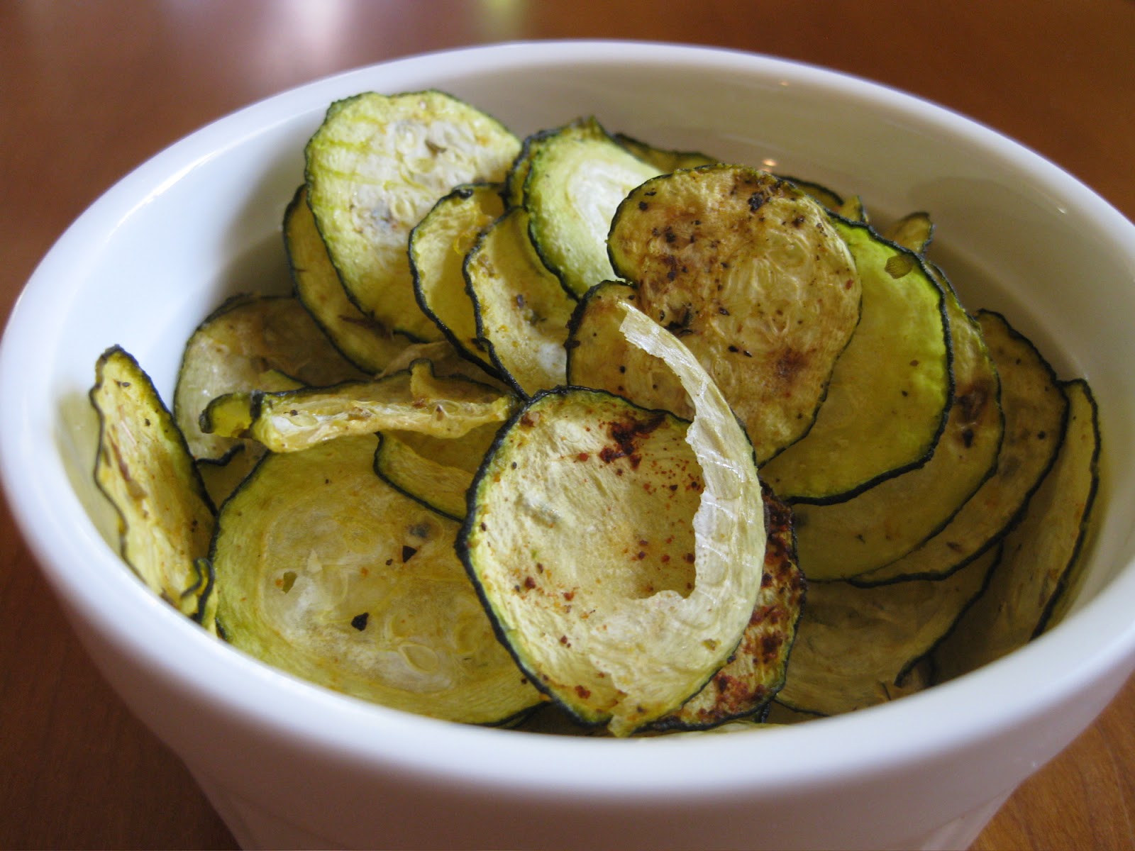 Oishikatta 美味しかった Ranch Zucchini Chips (raw vegan)