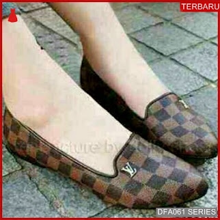 DFA061B44 BM61 SEPATU FLAT AQILLA SOLE DEWASA KARET SINTESIS AQILLA