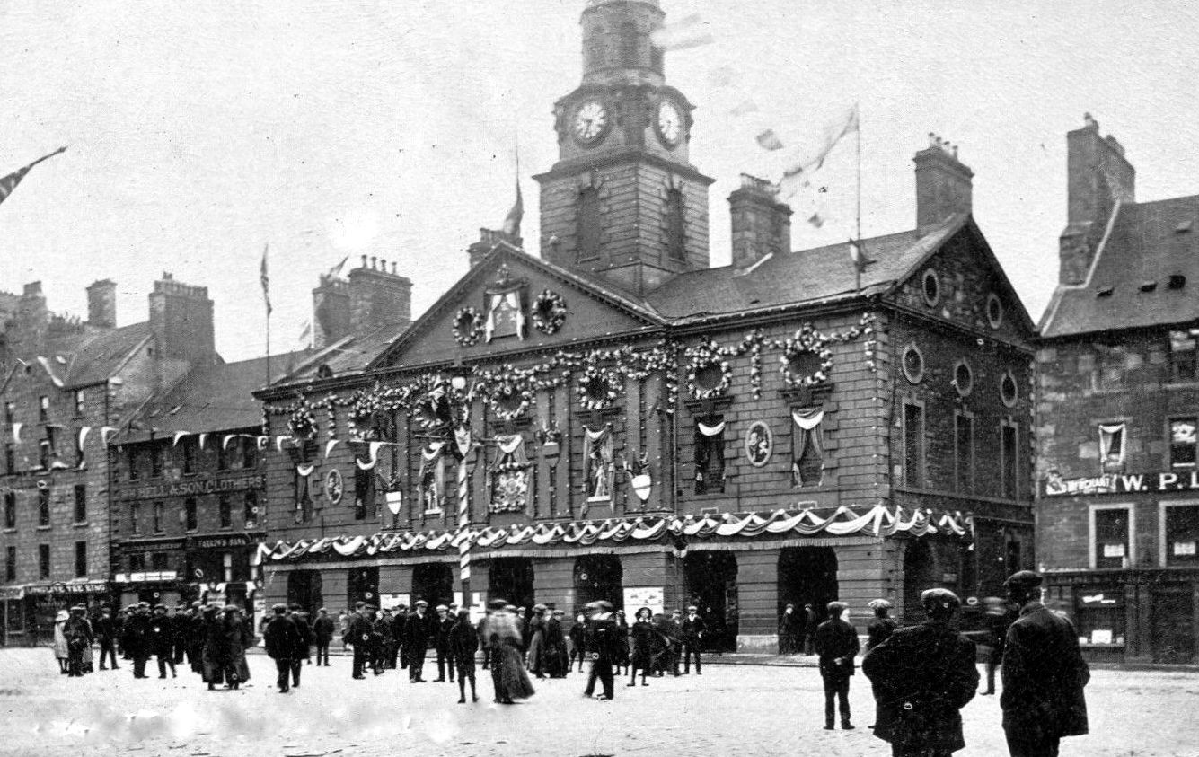 Tour Scotland Old Travel Blog Photograph Town House High Street Dundee