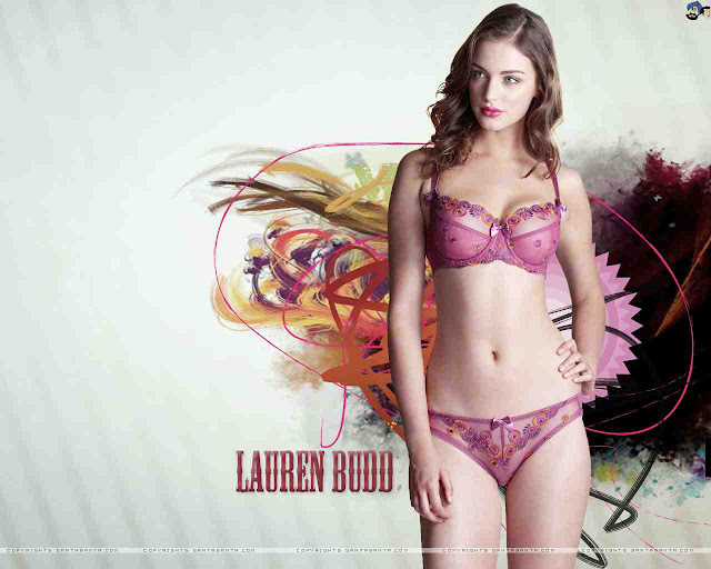 Lauren Budd sexy in lingerie